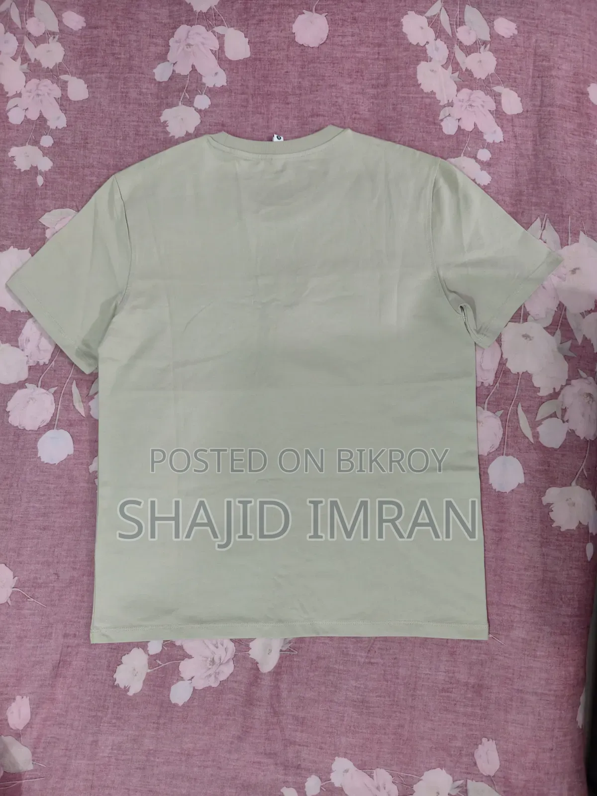 Easy T-Shirt