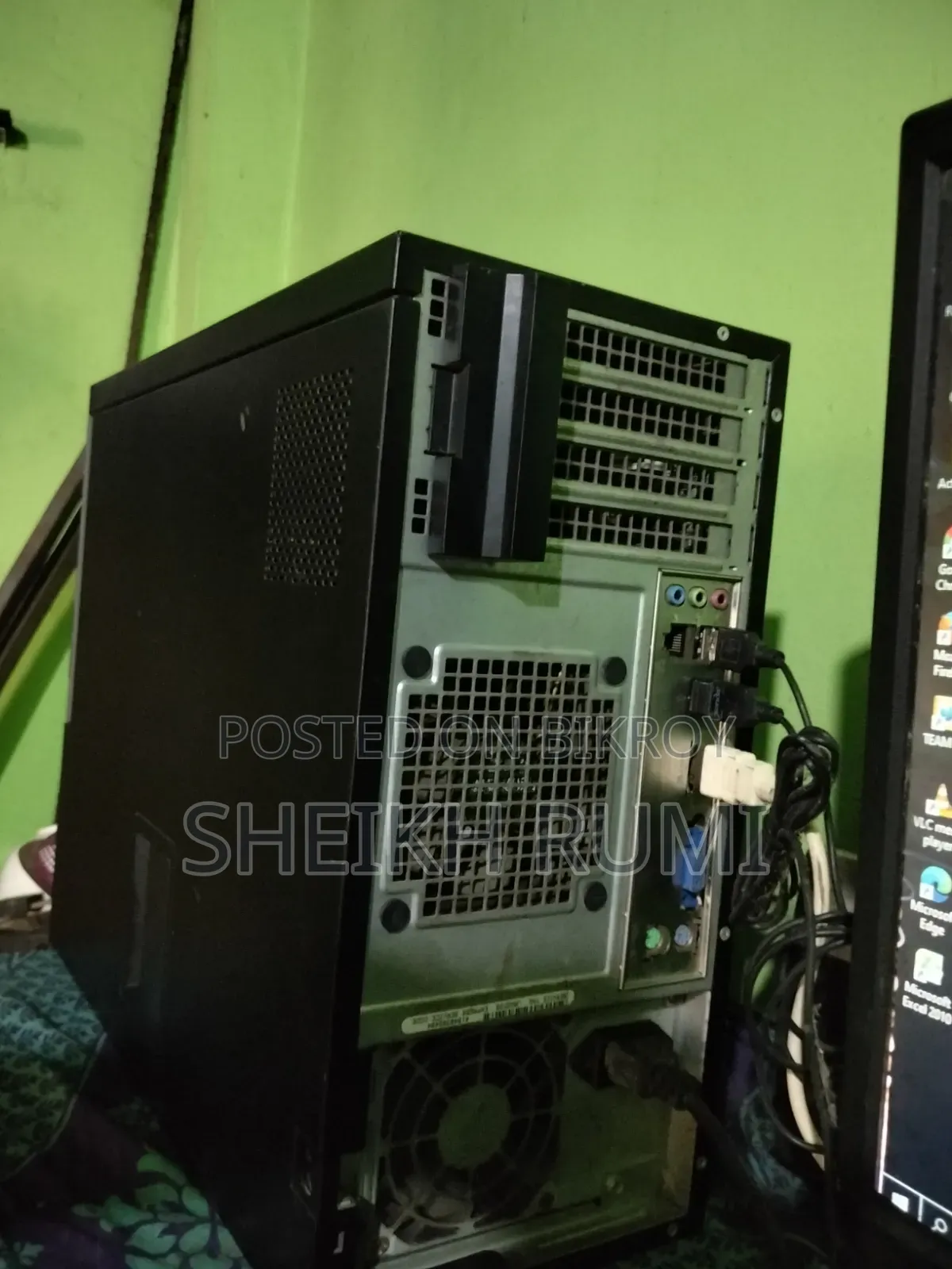 Desktop Computer Dell 4GB Intel Core I3 SSD 320GB