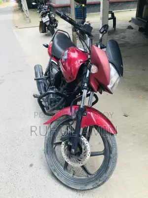 হোন্ডা সিবি ২০১৮ লাল