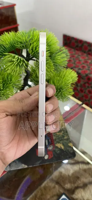 Apple iPhone 12 128 GB White
