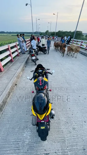 সুজুকি জিক্সার এসএফ ২০১৮ ব্ল্যাক