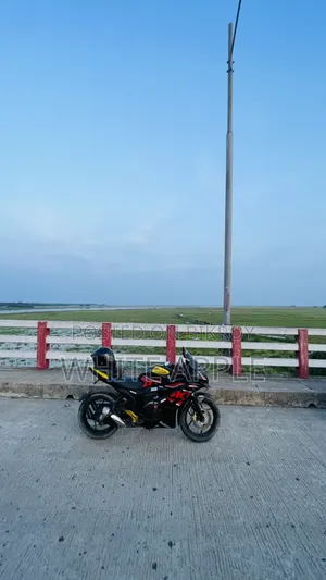 সুজুকি জিক্সার এসএফ ২০১৮ ব্ল্যাক