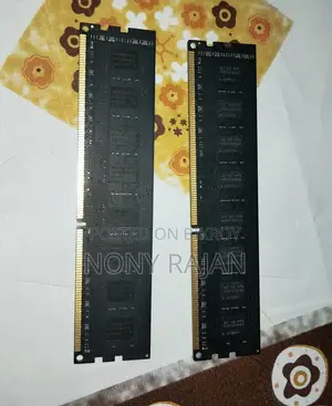 DDR3 4GB 1600MHz RAM