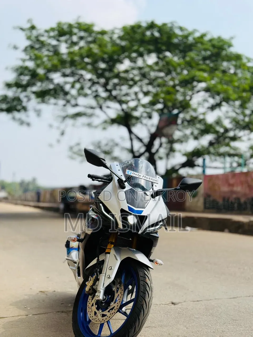 Yamaha 2025 Silver
