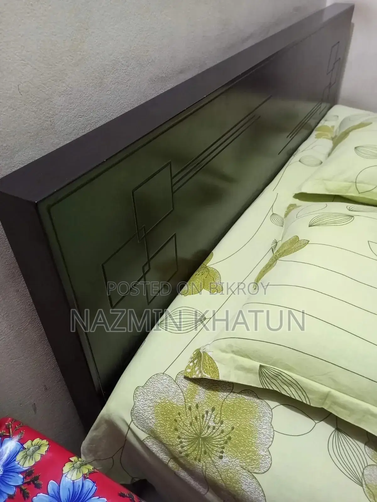 Malaysian Oak Wood Bed