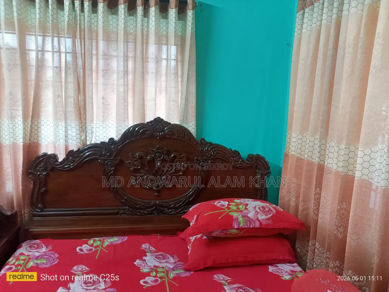 Mahogany Bed