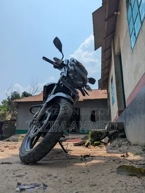 TVS Apache RTR 160 2V 2025 Green