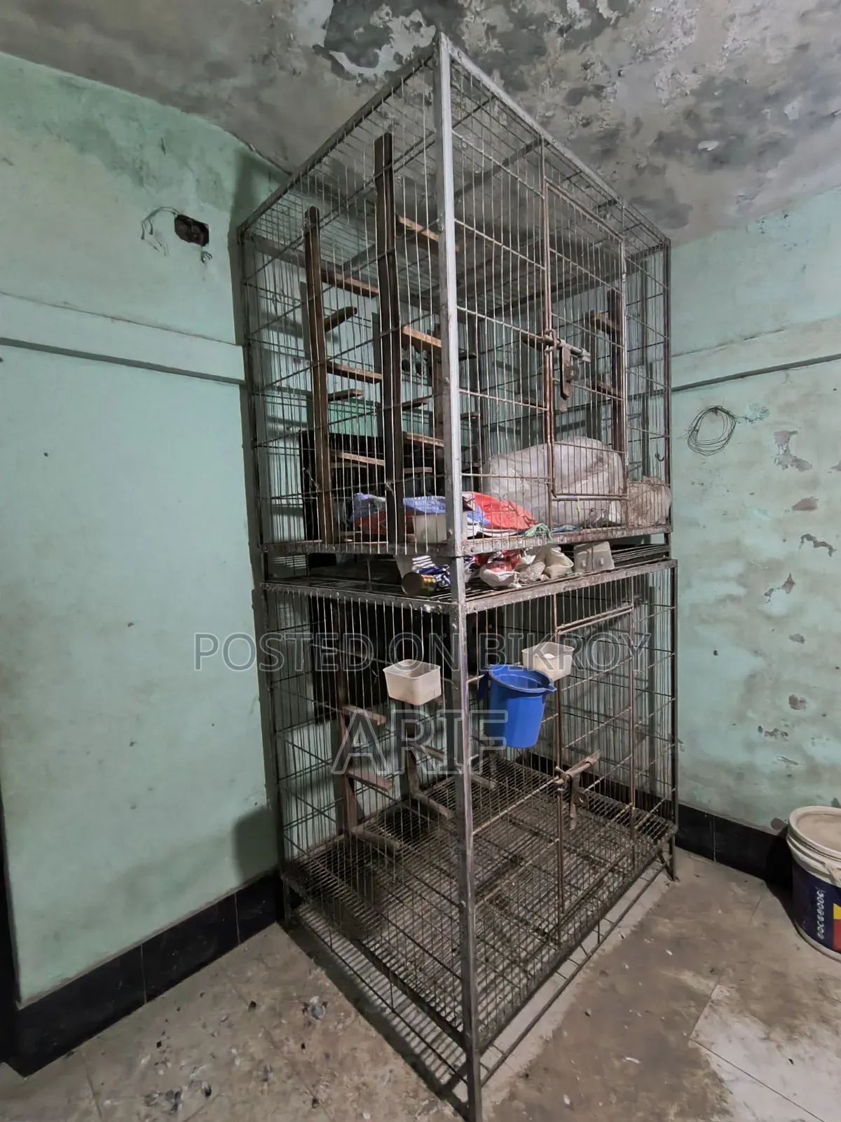 2 pieces of nut system cages for sale.