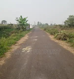 ৩০০ ফুট এক্সপ্রেসওয়ের পাশে সেক্টর-১৩ তে ৩ কাঠার উত্তরমুখী প্লট
