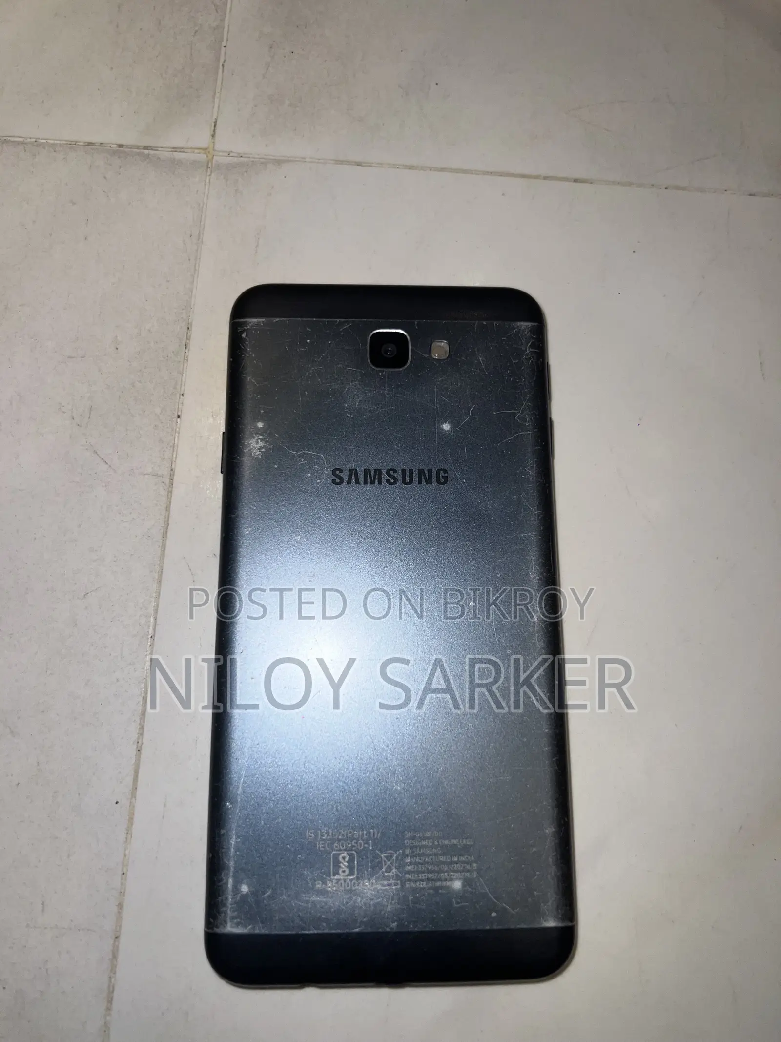 Samsung Galaxy J7 NXT 16 GB Black