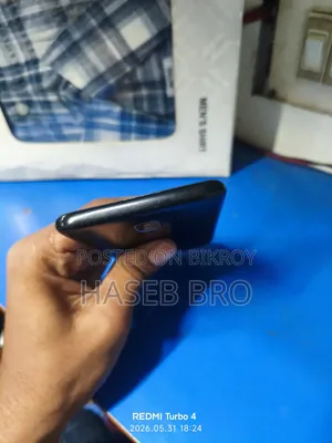 Samsung Galaxy J4 Plus 32 GB Black