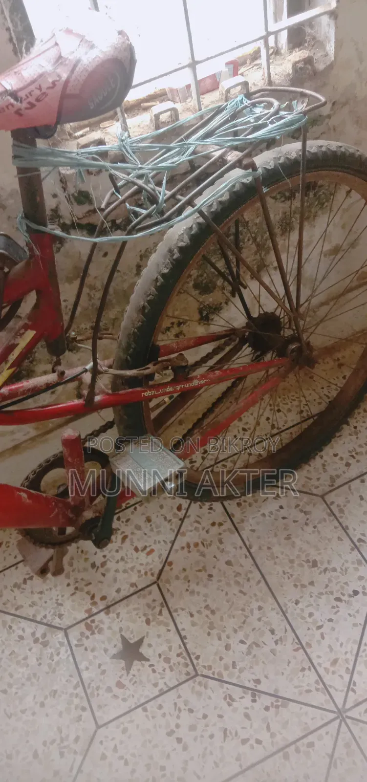 Bicycle pedal slips occasionally