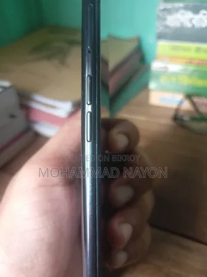 Samsung A10 32 GB Black