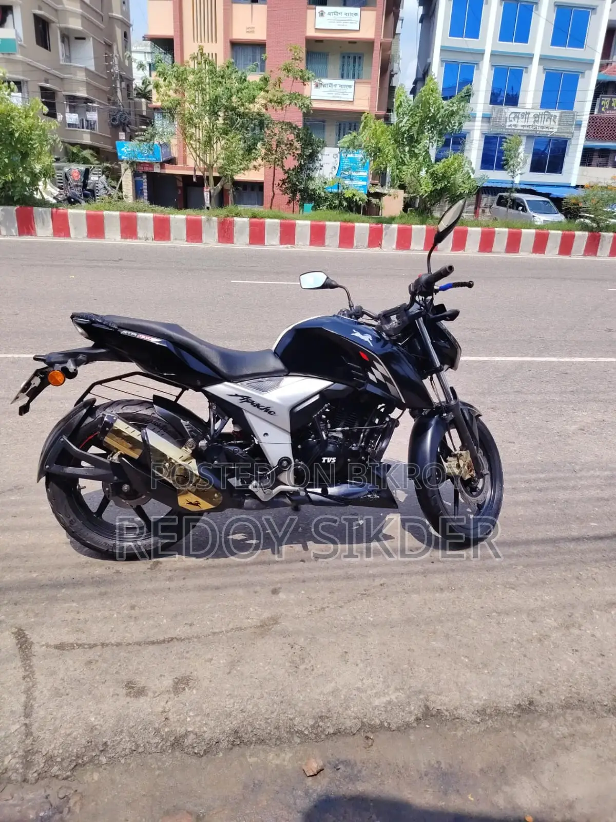 TVS Apache 160 4V 2022 Black