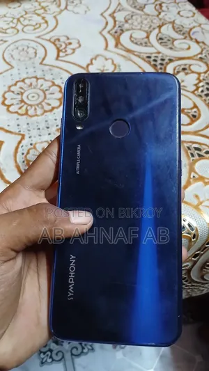 Symphony Z28 32 GB Blue