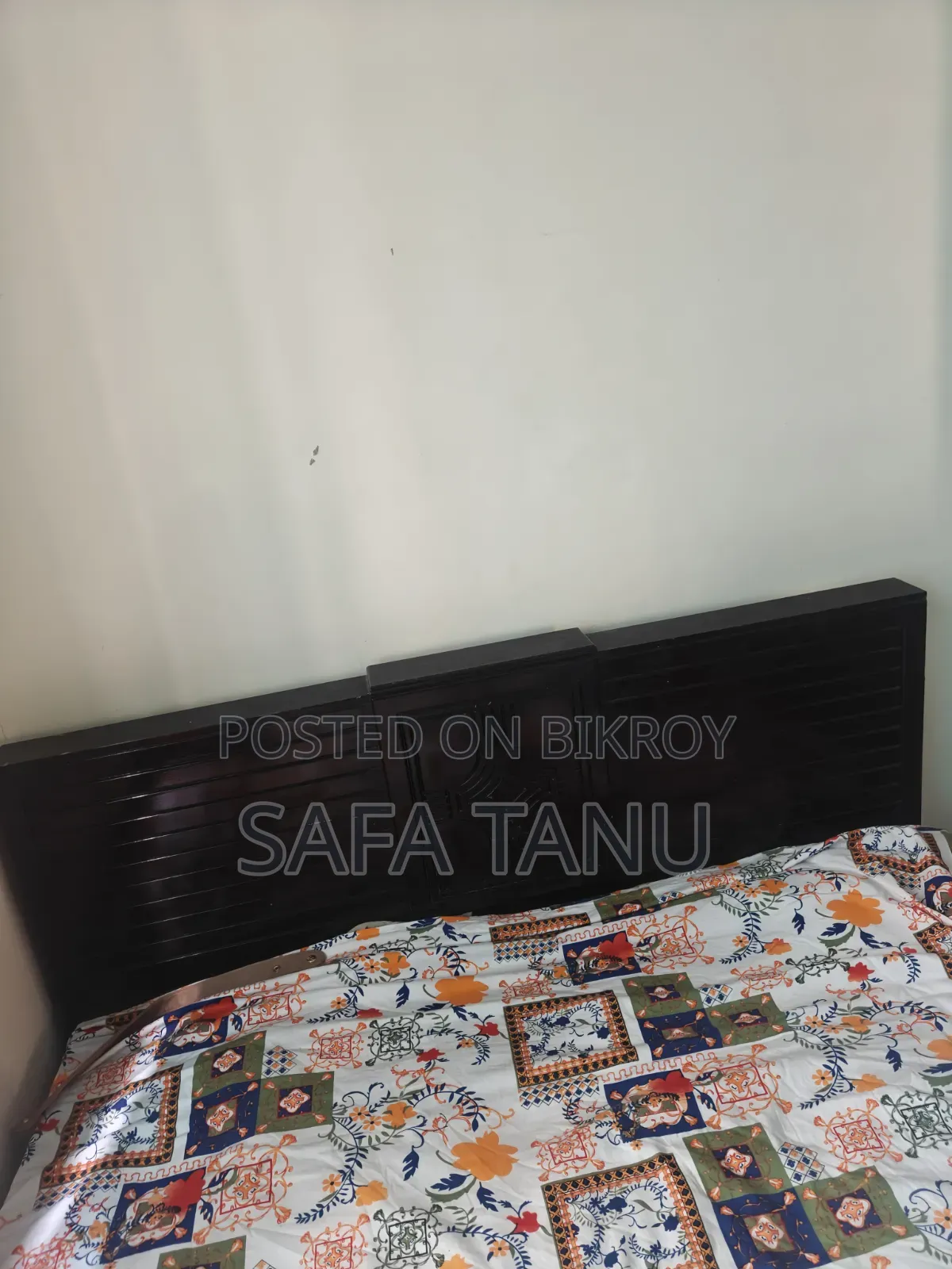 খাট বিক্রি করতে চাই