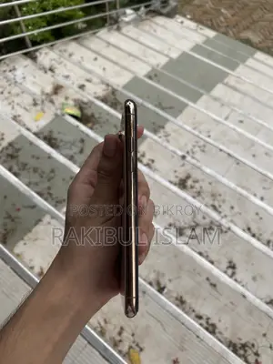 Apple iPhone XS 64 GB Gold