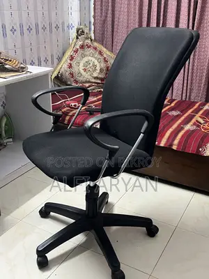 Faulty Swivel Chair