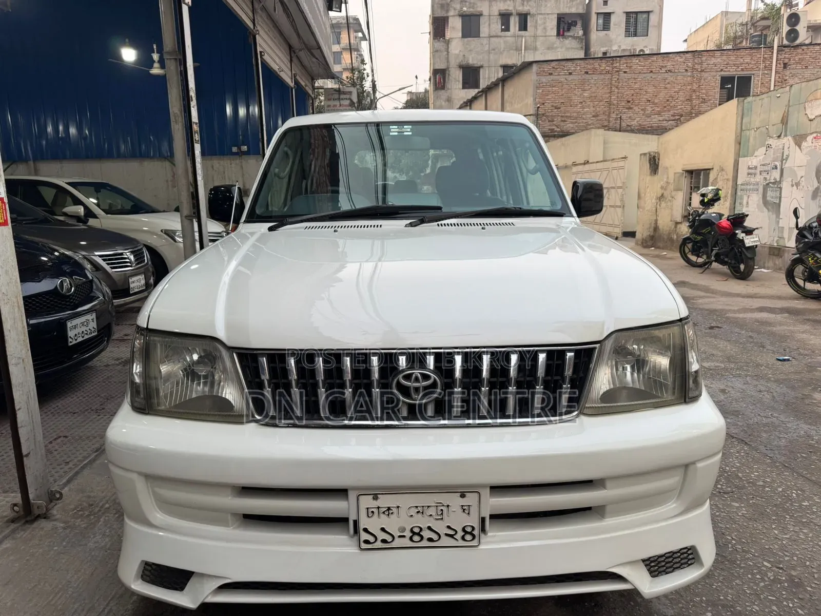 Toyota Land Cruiser Prado 4.0 Petrol TX-L 2002 Pearl