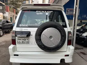 Toyota Land Cruiser Prado 4.0 Petrol TX-L 2002 Pearl