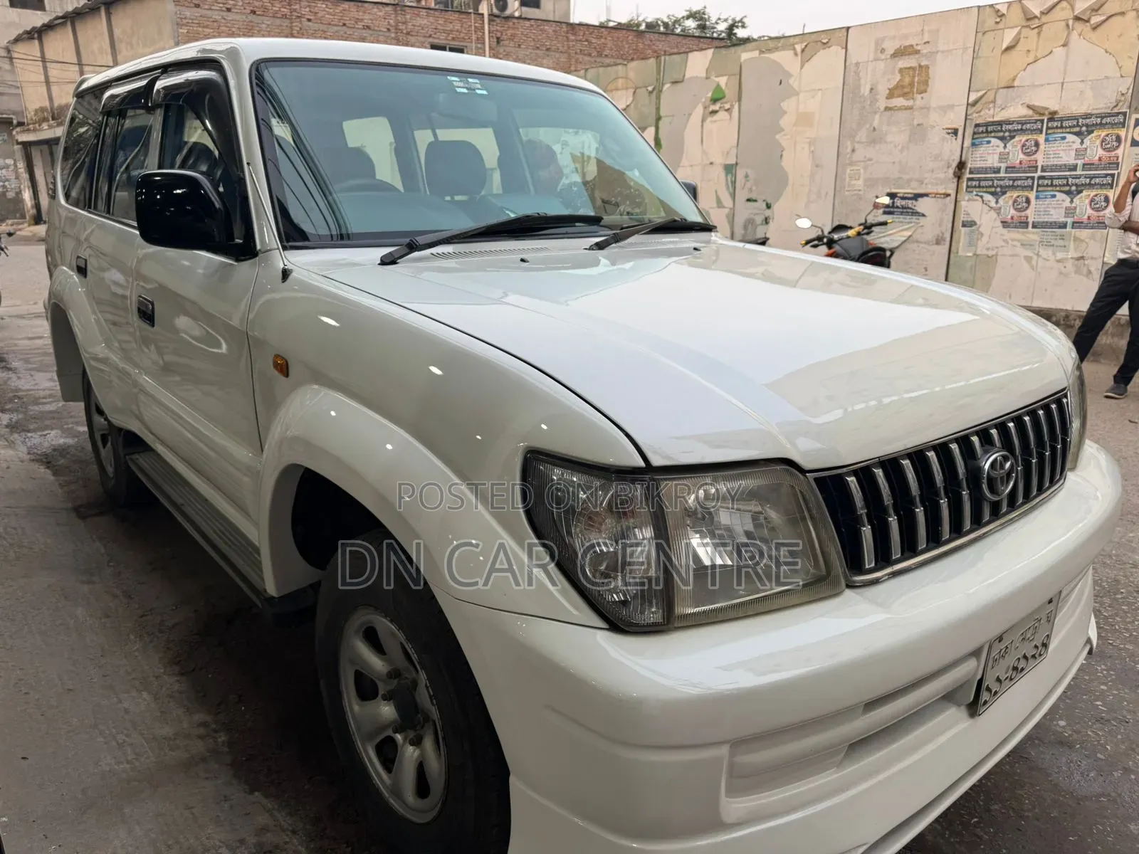 Toyota Land Cruiser Prado 4.0 Petrol TX-L 2002 Pearl