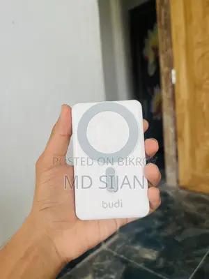 ওয়্যারলেস পাওয়ার ব্যাংক ১০০০০ এমএএইচ