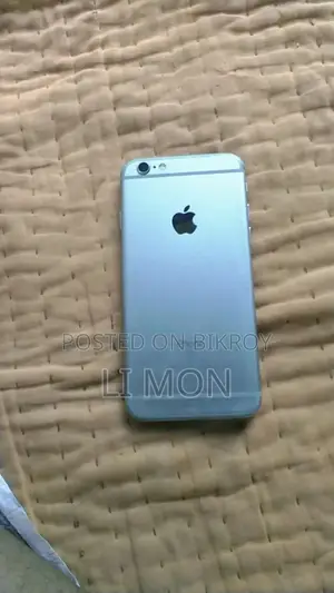 Apple iPhone 6s 64 GB Silver