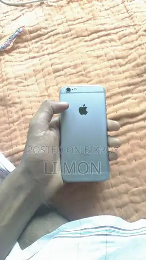 Apple iPhone 6s 64 GB Silver
