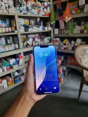 Apple iPhone 13 128 GB White