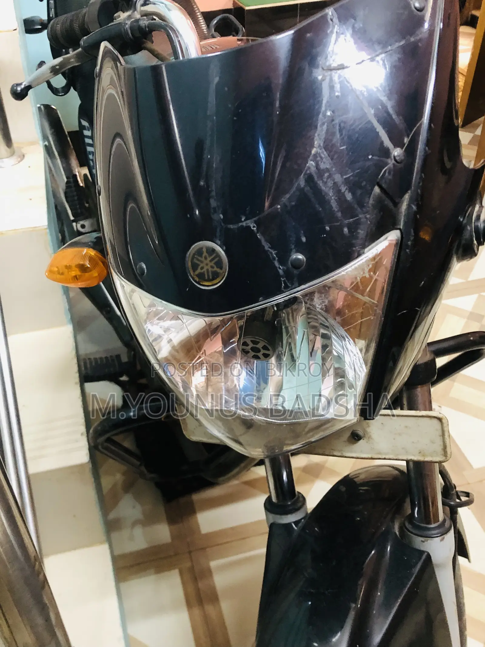 Yamaha 2011 Black