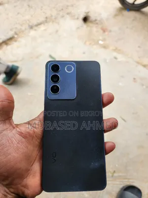 Vivo V27e 256 GB Black
