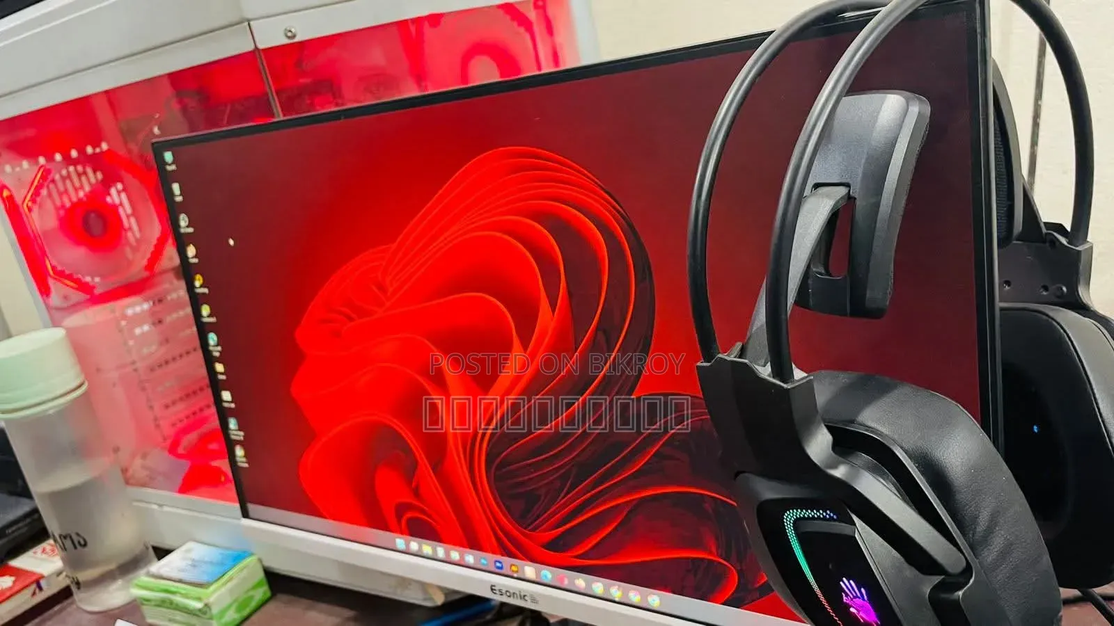Desktop Computer MSI Model 16GB RAM AMD SSD 500GB