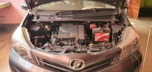 Toyota Vitz 2011 Gray
