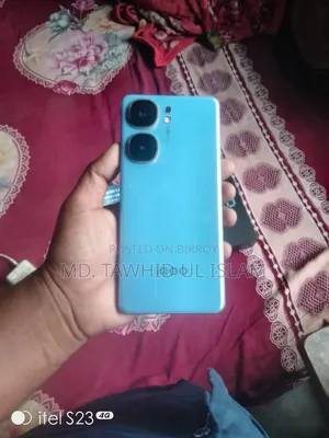 iQOO 256 GB Blue