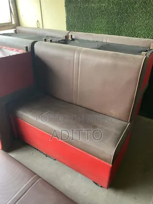 Restaurant Sofa and Table