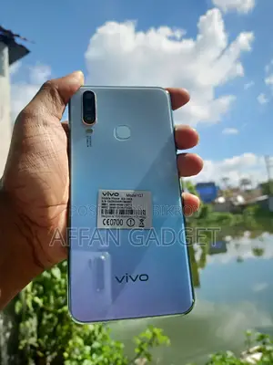 New Vivo Y17 256 GB Blue