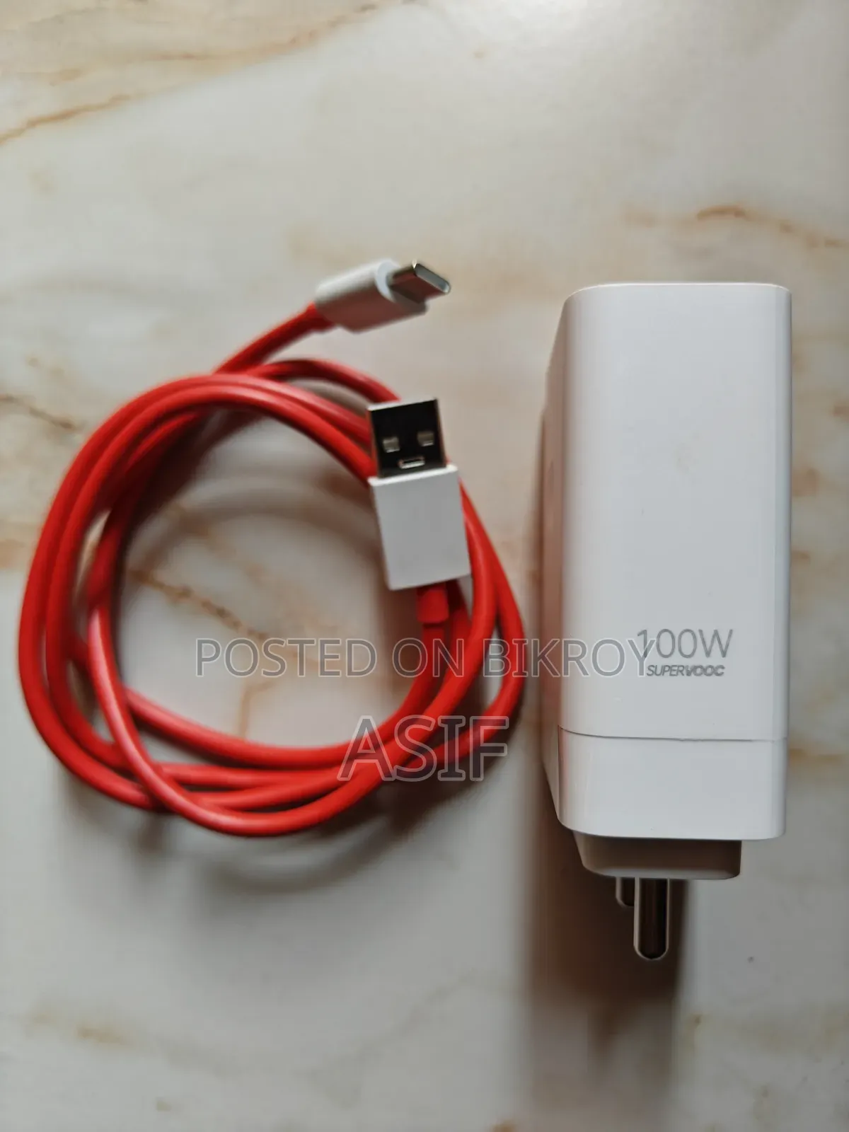 Oneplus Supervooc 100w Adapter.