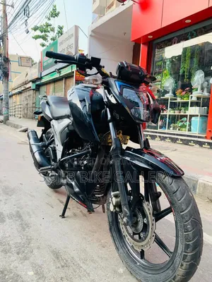 TVS Apache 160 4V 2022 Black
