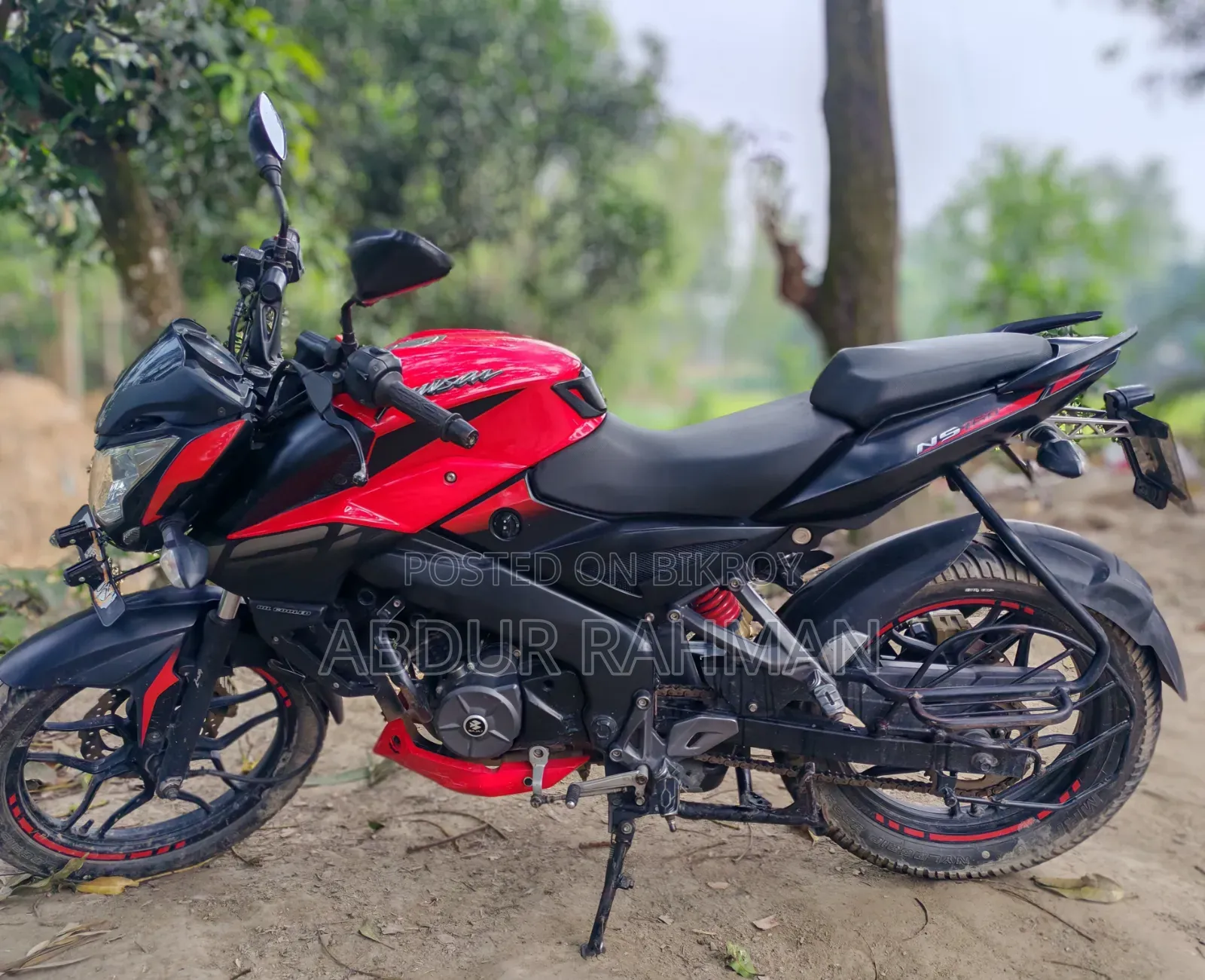 Bajaj Pulsar NS 160 2022 Red