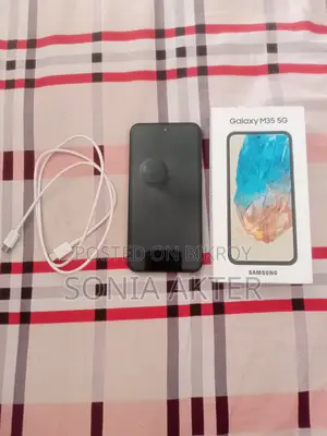 Samsung Galaxy M35 128 GB Silver