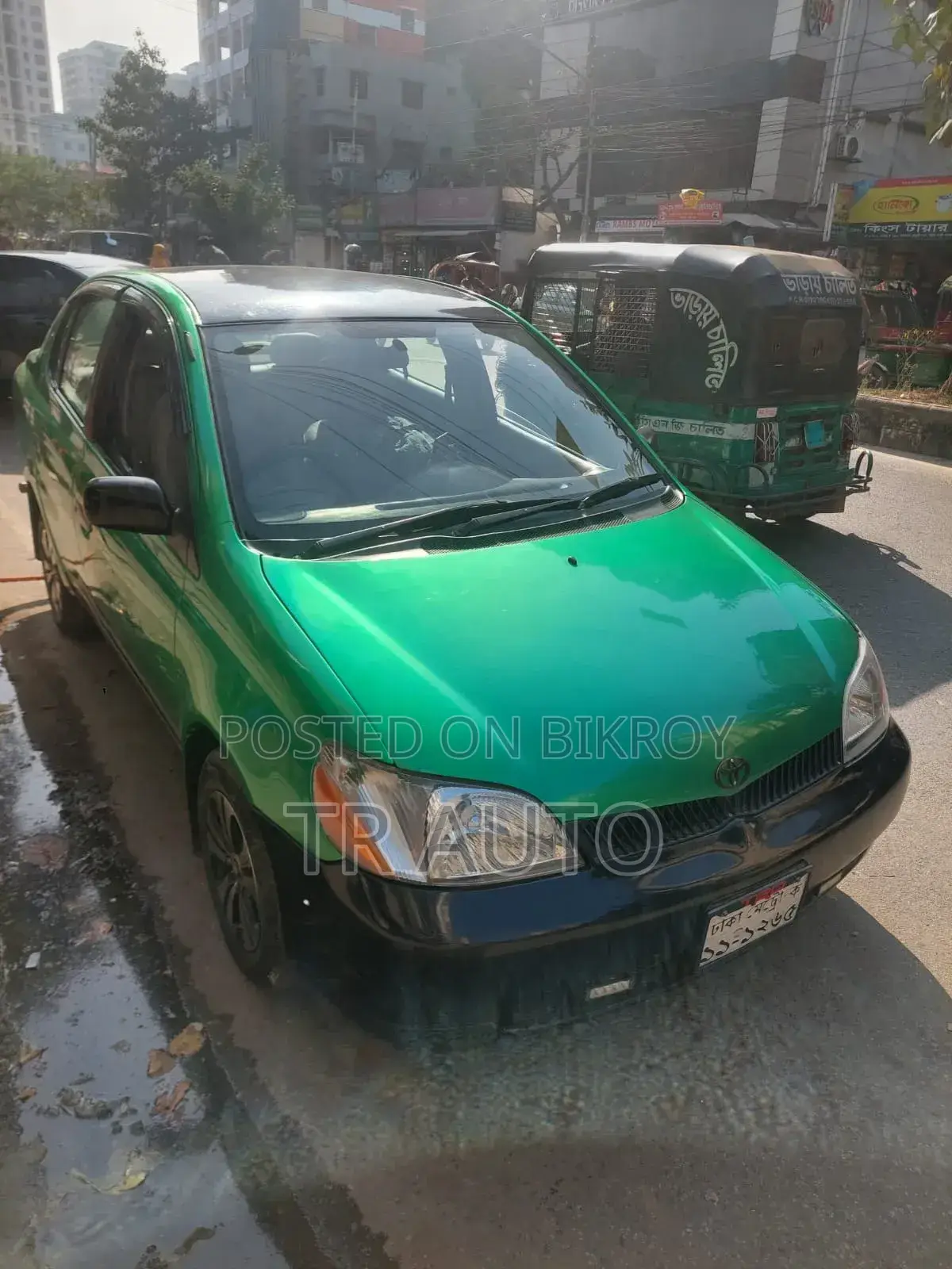Toyota Platz 2002