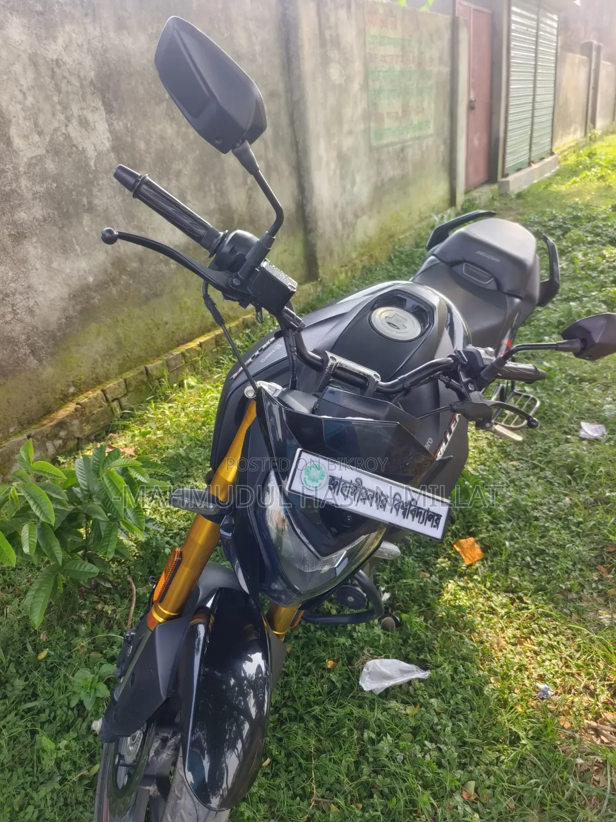 Hero Thriller 160R Refresh 2024 Black