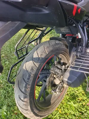 Hero Thriller 160R Refresh 2024 Black