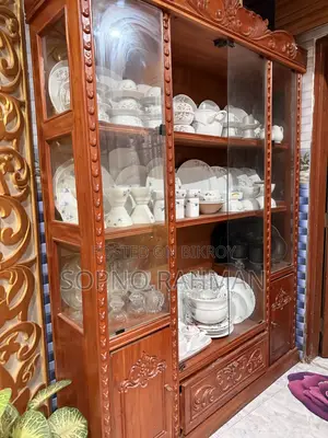 Show Case Wooden Show Case