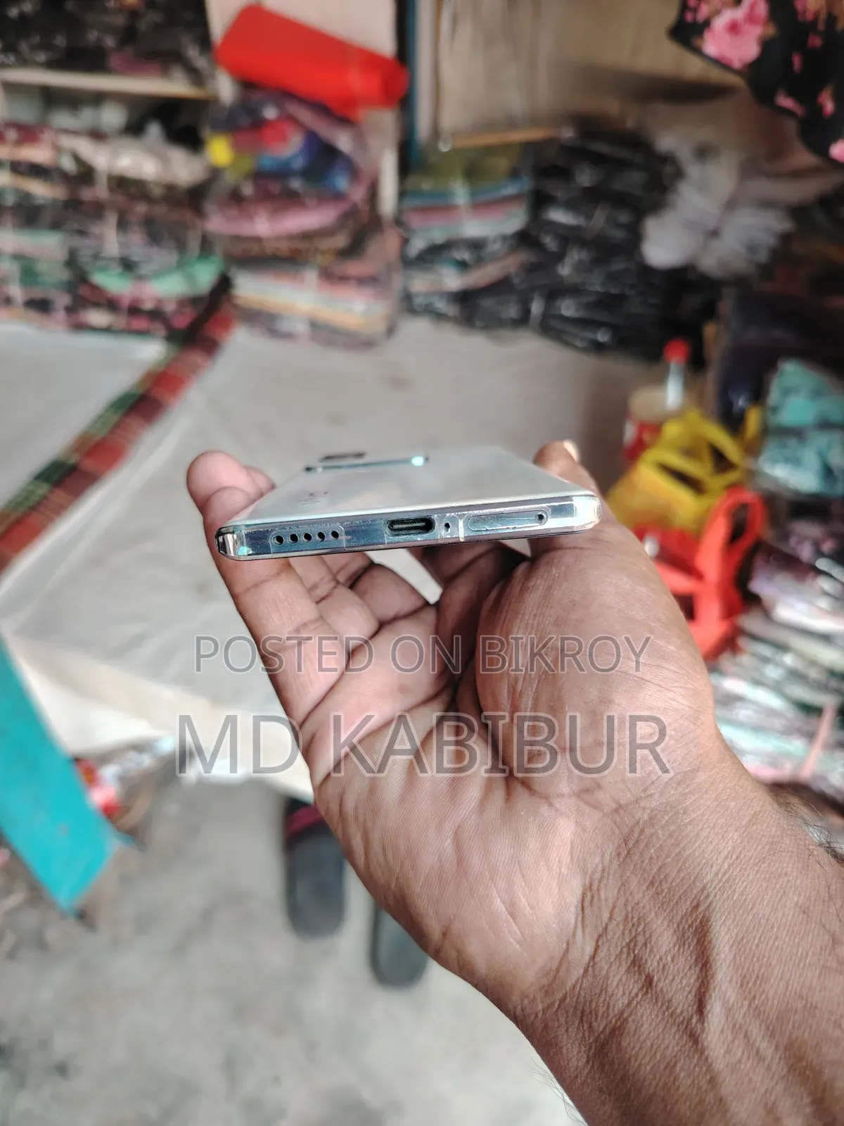 ভিভো টি২ (ইন্ডিয়া) ১২৮ জিবি রোজ গোল্ড
