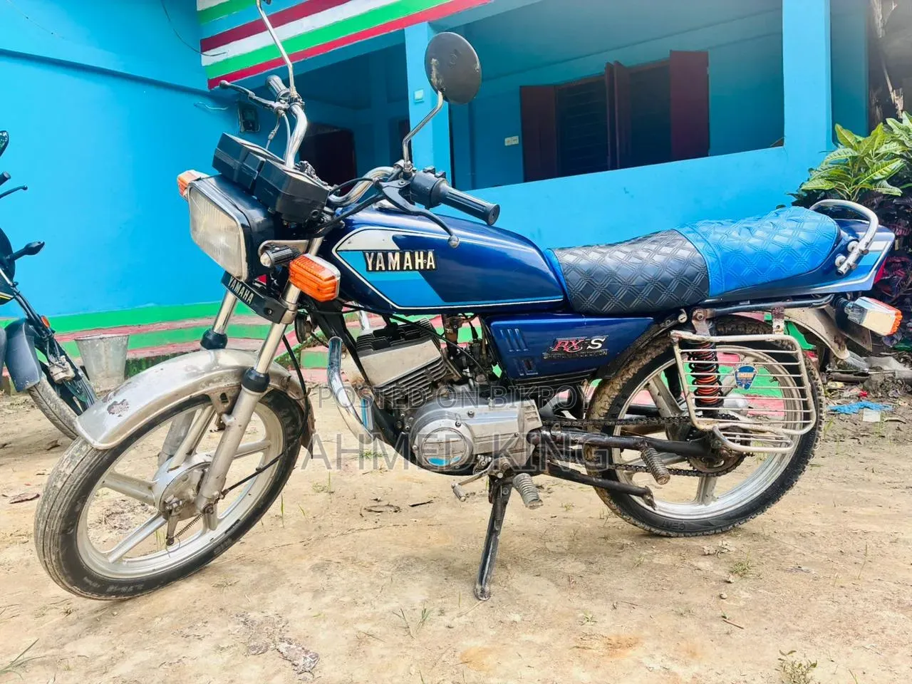 Yamaha 2002 Blue