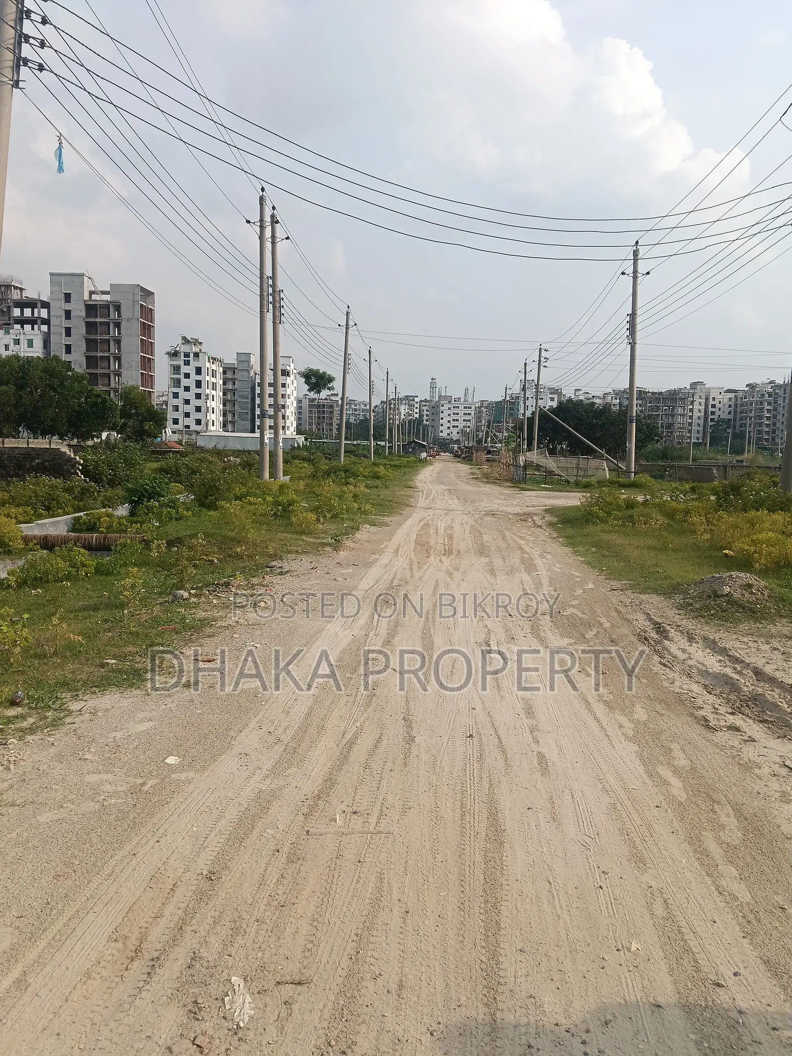 Metro South Station 3 Katha East at Sector-17/D