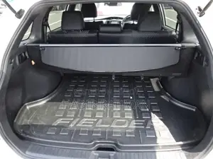 Toyota Corolla Fielder 1.5 Hybrid Front Wheel Drive 2017 Pearl