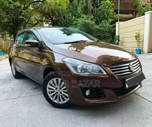 সুজুকি সিয়াজ ২০১৫ ব্রাউন