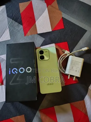 iQOO Z9x 128 GB Green
